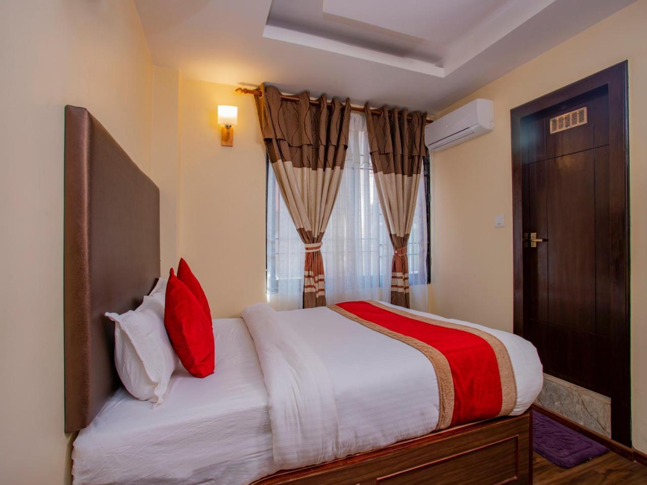 Hotel Deepshree Pashupatināth Exterior foto